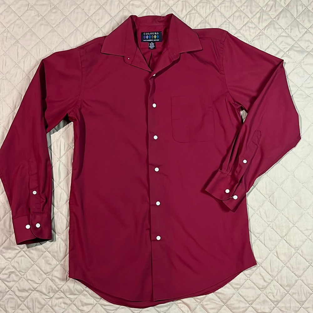 Like new!! Deep maroon button down